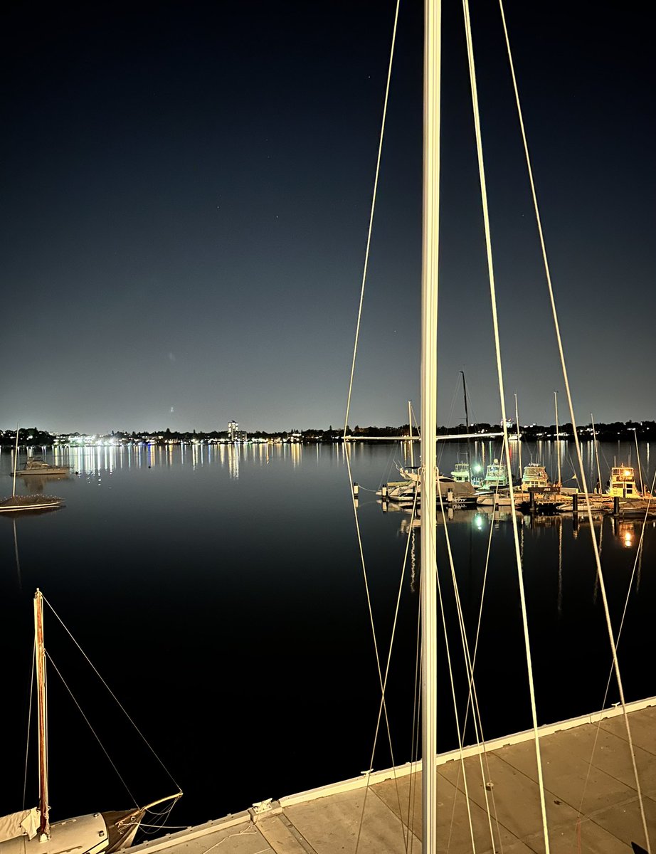 Very happy to be invited to <a href="/MeetingforMinds/">Meeting for Minds</a> 10 year anniversary. Wonderful initiative bringing scientists and people with lived experience together. Great talk from A/Prof Jenny Rodger and beautiful venue. <a href="/PerronInstitute/">Perron Institute</a> #MentalHealth
