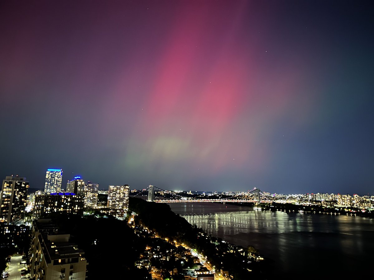 DavidSarnoff's tweet image. Northern Lights of NJ @NBCNYDigital @CBSNews