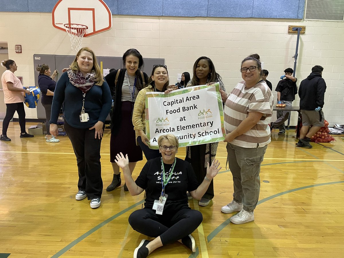 Arcola ES Community School Liaison tweet media