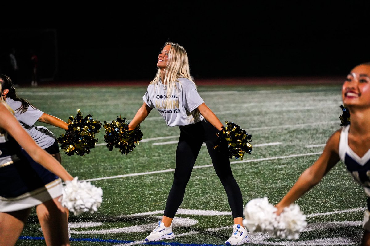 GC_PomandDance's tweet photo. It was so good having our alumni back on the field with us last week! We can’t wait for another game day tomorrow! 🏈💛 https://t.co/whVJafLhgX