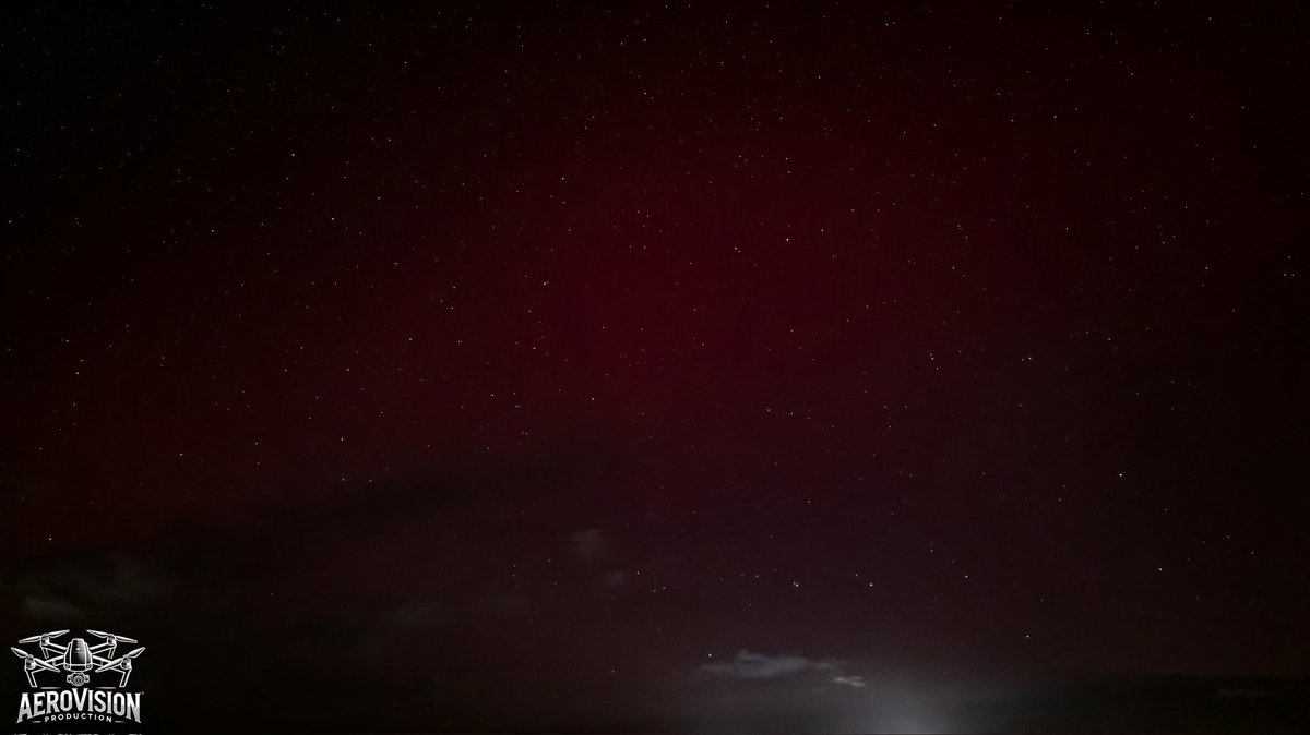 AeroVision40's tweet photo. #AuroresBoréales ce soir dans le ciel landais. 

#Landes https://t.co/yuOz7wIhSq