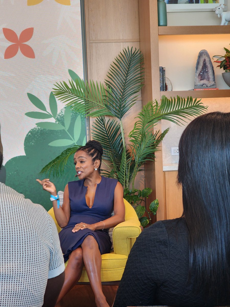 Dreamin' In Color tweet media