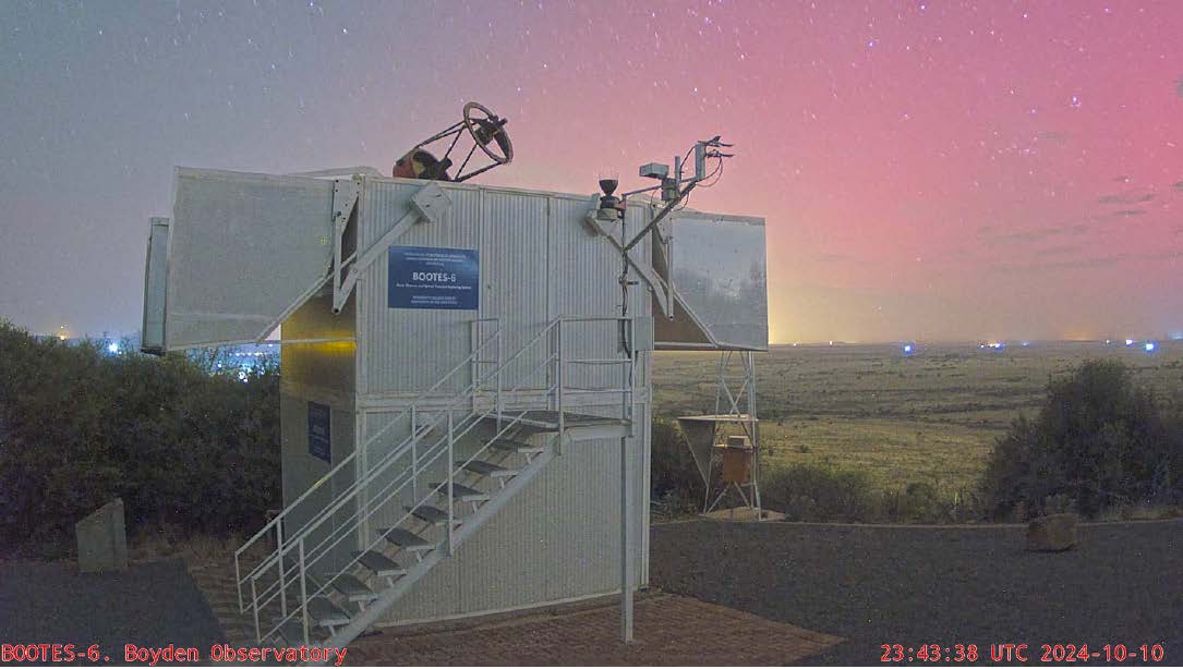 The effects of a fast coronal mass ejection erupted from the Sun the evening of 8 Oct 2024, are already noticeable now (10 Oct, 23:40 UT) and  started to produce #Aurora #SouthernLights in #SouthAfrica, as being recorded at Boyden Observatory by our BOOTES-6 astronomical station.