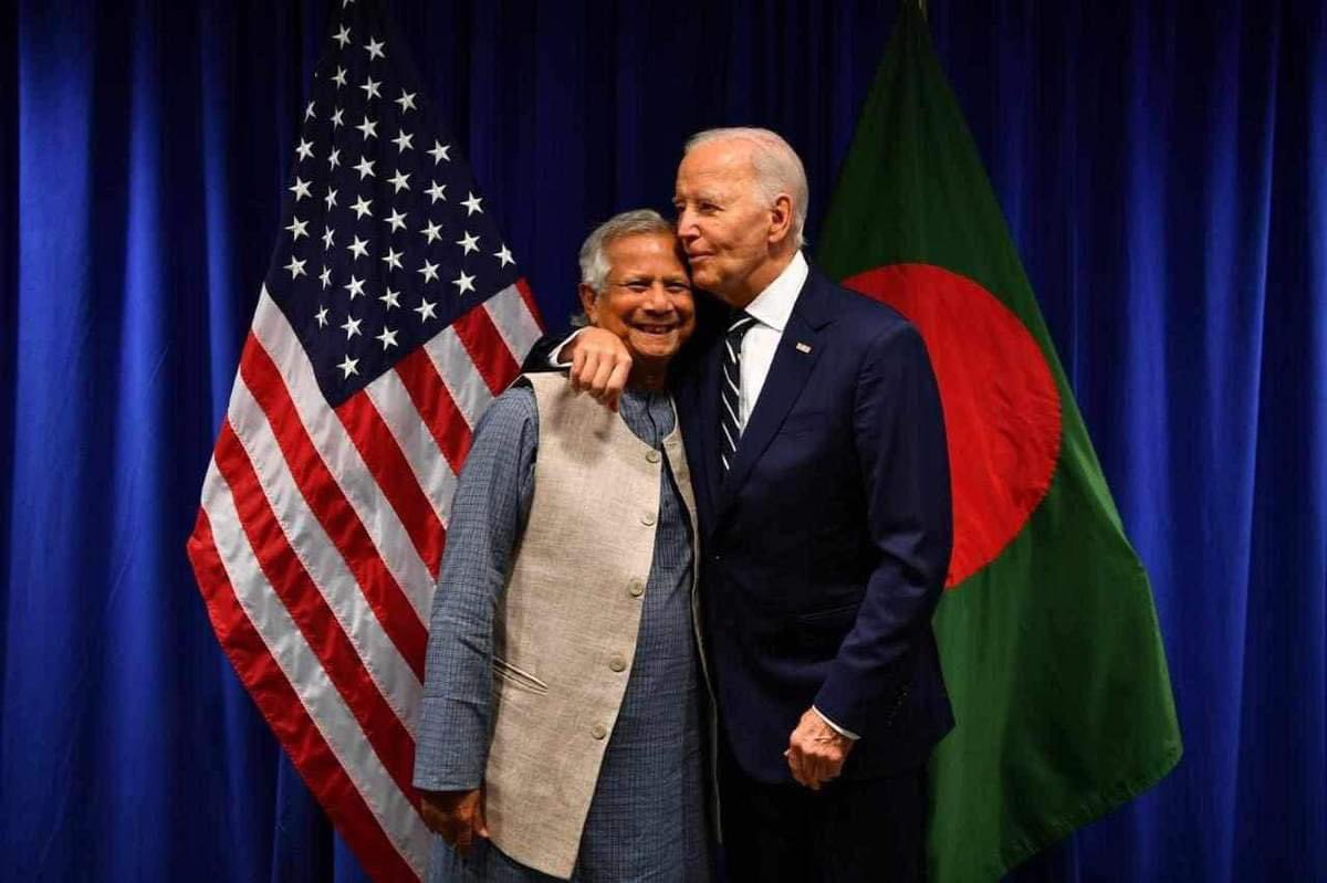 HasnathC's tweet photo. New Bangladesh.

@Revolution2024 https://t.co/x29ZfMyK0c