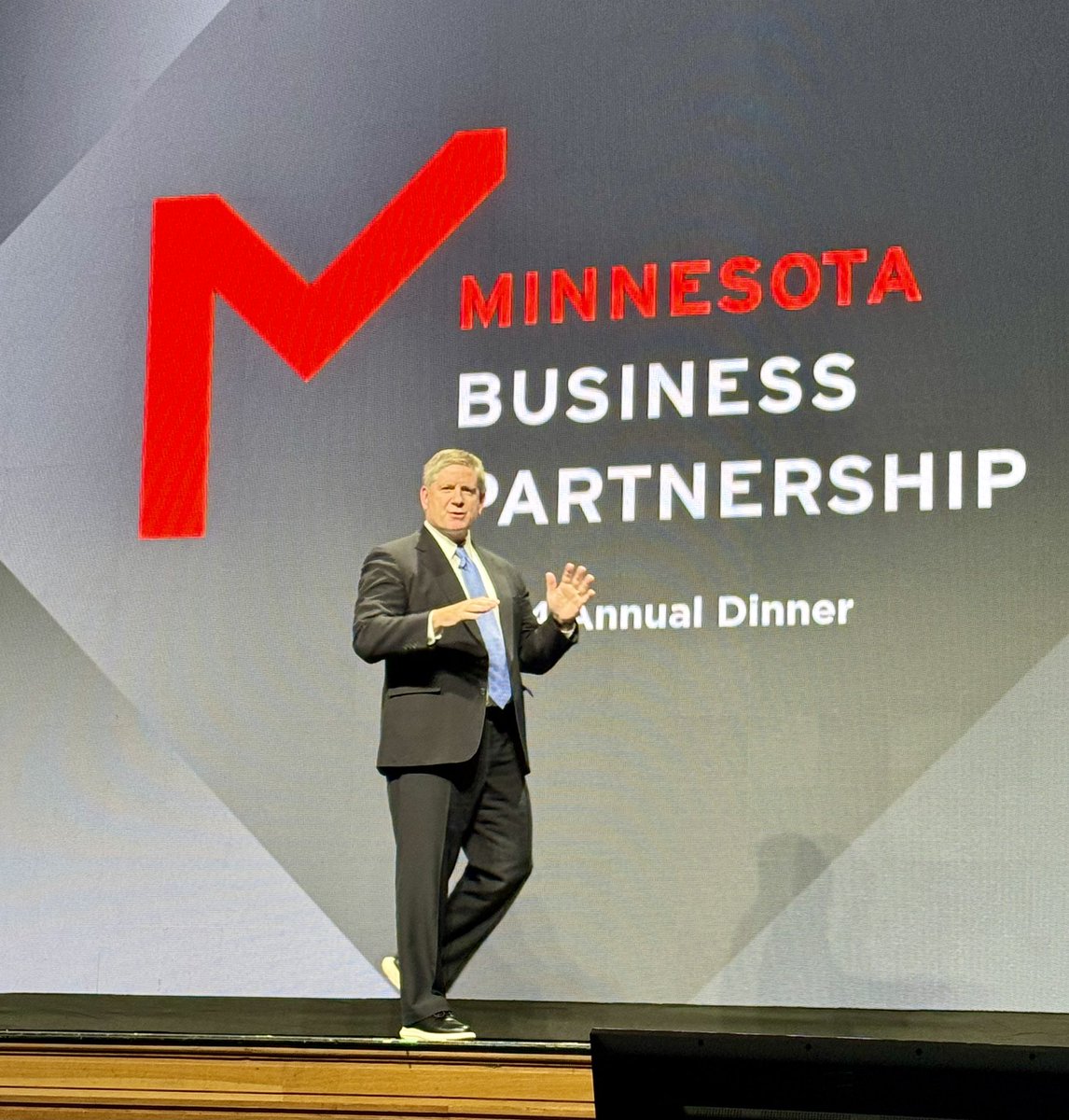 Kurt Zellers kicking off the <a href="/BizPartnership/">Business Partnership</a> annual dinner with remarks about Minnesota’s incredible business community