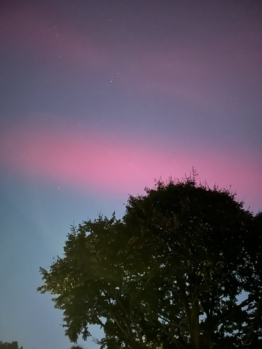 Megan Corey (@megankcorey) on Twitter photo Faint pink to naked eye, much brighter on phone in Vienna, VA <a href="/capitalweather/">Capital Weather Gang</a> <a href="/dougkammerer/">Doug Kammerer</a> <a href="/theWeatherboy/">the Weatherboy</a> Faint pink to naked eye, much brighter on phone in Vienna, VA <a href="/capitalweather/">Capital Weather Gang</a> <a href="/dougkammerer/">Doug Kammerer</a> <a href="/theWeatherboy/">the Weatherboy</a>