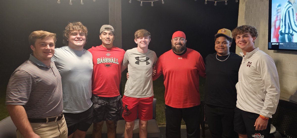 What a great night of fellowship, food, and football. Best specialists in the state. Missing a few in the picture. 🏈🔴⚪️⚫️🏈 Go Dawgs!
<a href="/KyleEpperson1/">Kyle Epperson</a> <a href="/Marshal06586591/">Marshall Meyers</a> <a href="/ReeseBeasley08/">Reese Beasley</a> <a href="/JohnniCesena1/">Johnni Cesena</a> <a href="/_ZyonHenderson/">Zyon Henderson</a> <a href="/footballopelika/">Opelika Football</a> <a href="/WhitCooper09/">Whit Cooper</a>