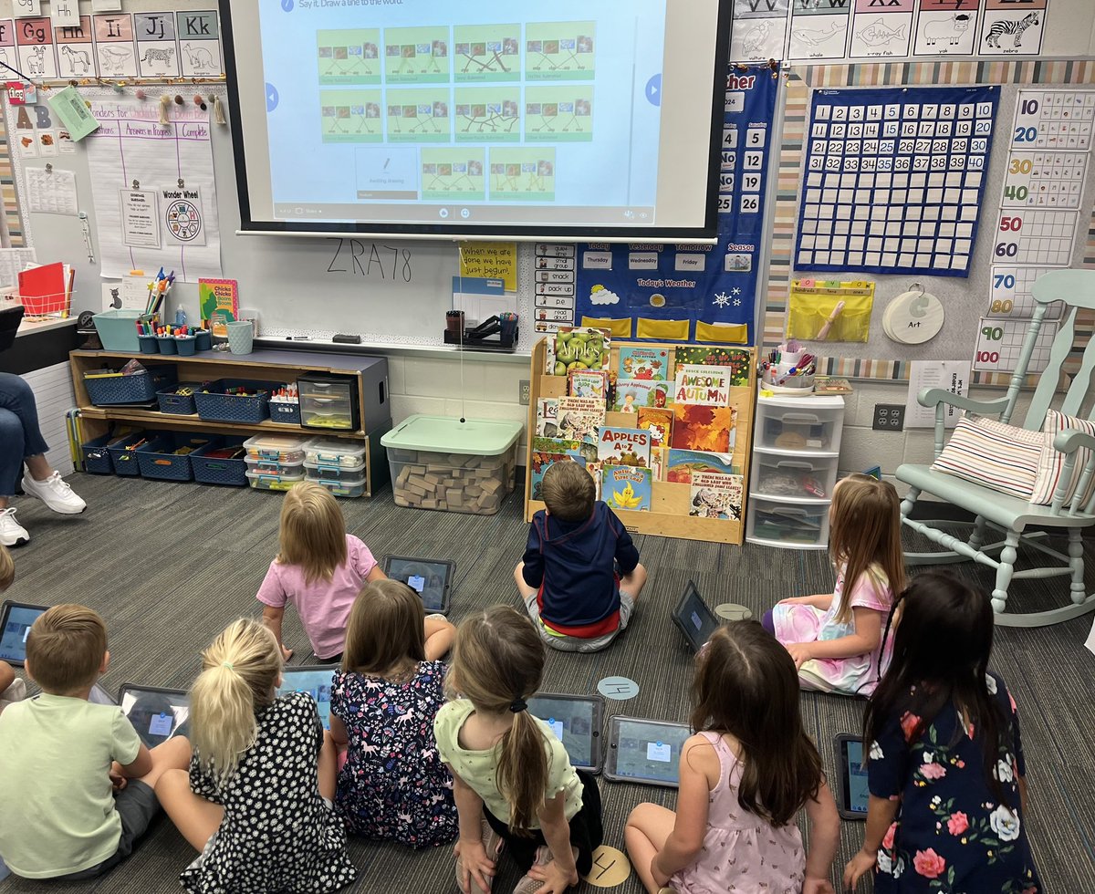 What a great Thursday visiting <a href="/CCEComets/">Cedar Creek</a> and <a href="/ForestViewFoxes/">Forest View Foxes</a>! Lots of excited kids in library, working on lyrics in music, and Kindergarten’s first experience with Nearpod! #opsmaketodaycount