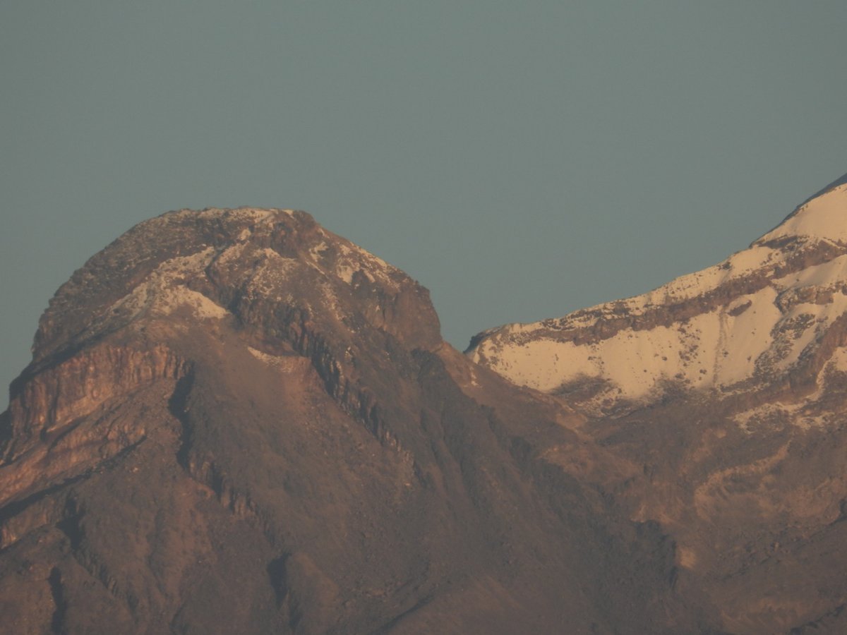 4iluj's tweet photo. Iztaccihuatl mi amor 😍 con algo de nieve, hoy 10.10.24 https://t.co/QYtfzNirpY