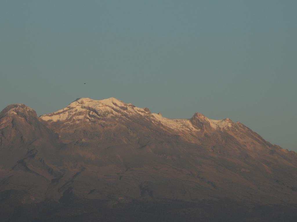 4iluj's tweet photo. Iztaccihuatl mi amor 😍 con algo de nieve, hoy 10.10.24 https://t.co/QYtfzNirpY