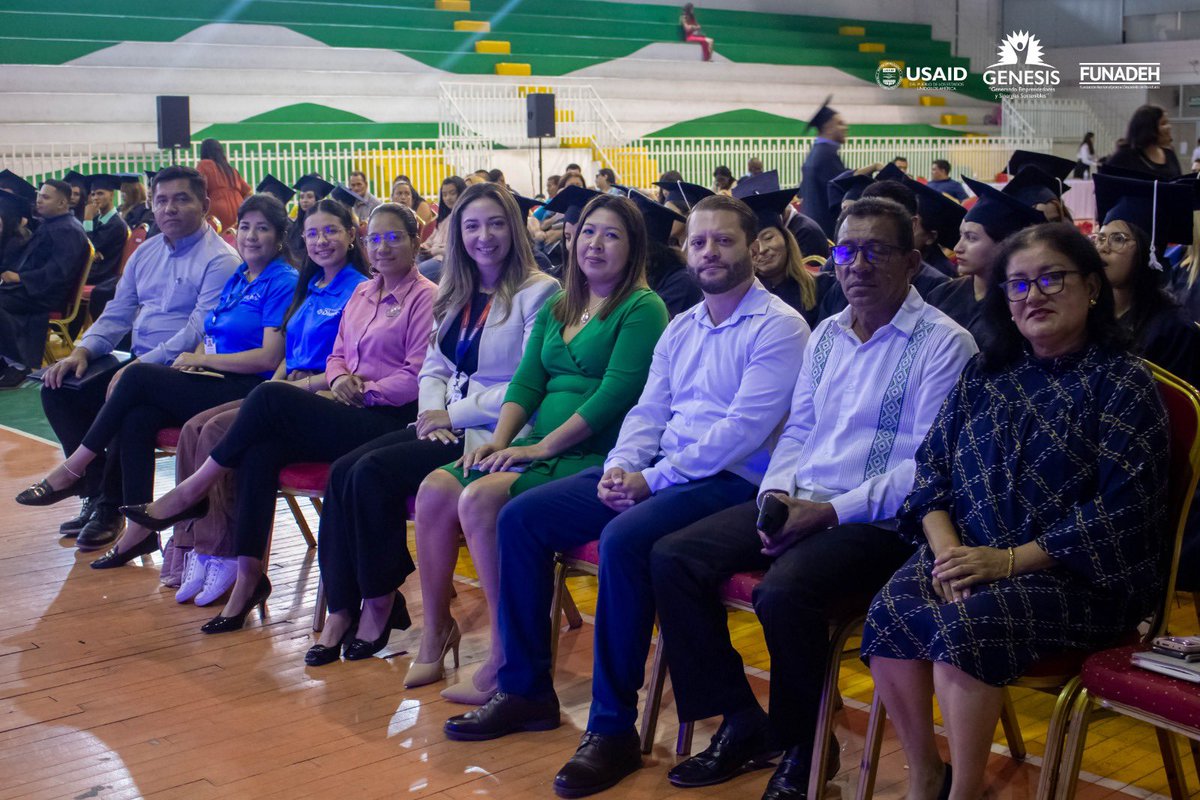 FUNADEH_GENESIS's tweet photo. 🎓 ¡Felicitamos a 89 jóvenes y adultos graduados como Bachilleres en Ciencias y Humanidades gracias a EDUCATEH! Agradecemos a Fundación Napoleón J. Larach de Banpaís y aliados como Fundación DIUNSA, Edubox, SEDUC,  CEG Franklin Delano Roosevelt ¡Seguimos transformando vidas! 🎉 https://t.co/57wJrS88eO