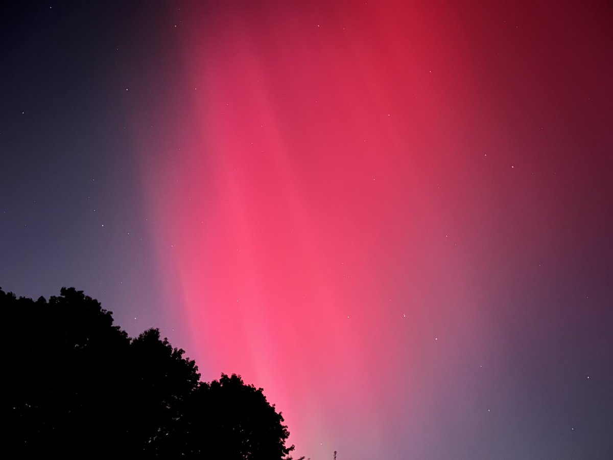 Nature’s most mesmerizing light show! 🌌 #NorthernLights #AuroraBorealis #NatureMagic