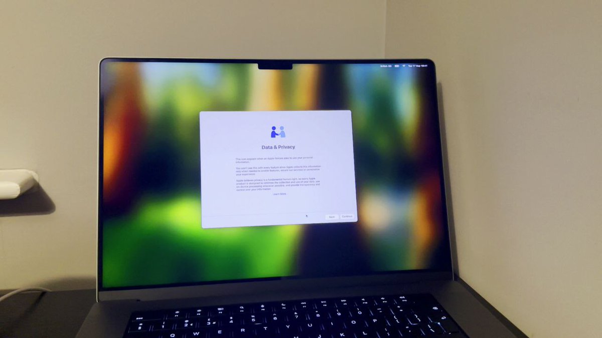iamjustatech's tweet image. 🔥⚡️💻 🖥️ Tested MDM Bypass on Latest MacOS Sequoia on All Macs Models with New M3/M2/M1 Chips.
✅ All Mac Features are Working Good.
✅ Ota Update Supported.
🎥 Video Guide : youtu.be/XIk-GWb4K_Q
📥 More Information: telegram.me/justatech