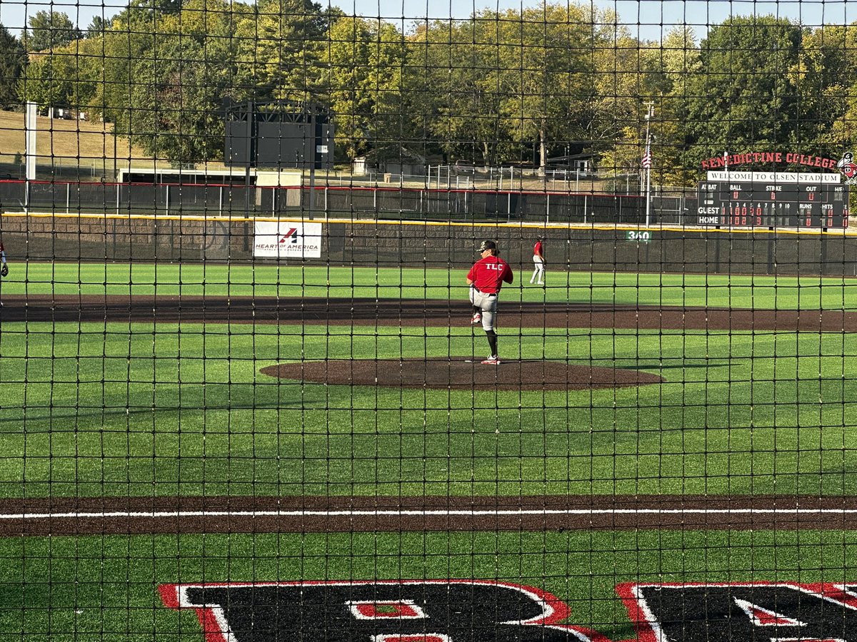 RHueb20's tweet photo. Benedictine gets two wins over Highland CC. Playing some good ball!

51 throws 4 innings.  1 hit. 3 strikeouts. 0 runs.  4 walks but he and his defense cleaned it up!

Keeping Grinding @khuebner16 https://t.co/hYlHq9sJ1G