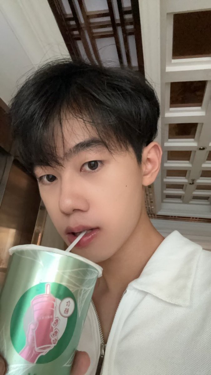 一块鱼饼 tweet media