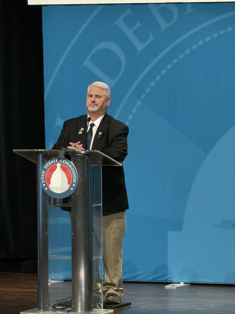 🎤 We’re halfway through the Utah Senate Debate and the candidates are delivering some great answers! 🗳️ Don’t miss out—tune in now and send your questions! 🔥 #UtahDebates #Vote2024 #CivicEngagement #WeberState #UtahPolitics