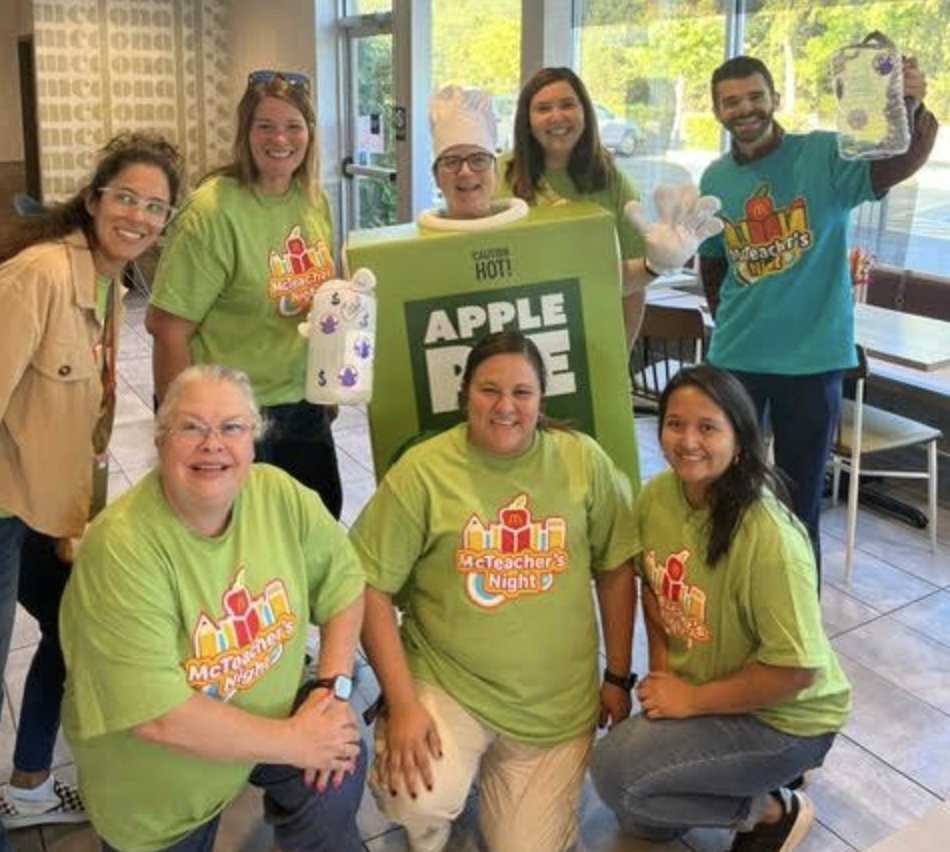 The <a href="/nwhuskies/">Northwood Middle School</a> teachers who worked at McDonald's in Highwood tonight had a great time during McTeacher night. Thanks to McDonald's and to all the families who came out to support our school. #112Leads #NWPTO #HuskyUP