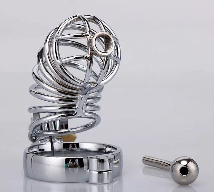 GlamorousQ88343's tweet image. Retweet if you want this 😈 #Locktober #goddess #submission #BDSMovement