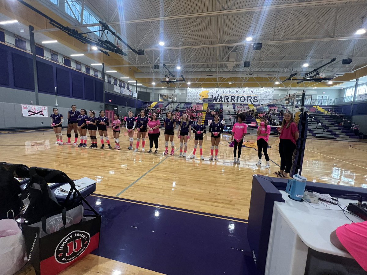 What a great night with Bulverde MS honoring those who have battled breast cancer at our Pink Out game!@BMar1842 <a href="/DrChapmanCISD/">Dr. John E. Chapman III - Comal ISD Superintendent</a> <a href="/Marshakh10/">Marsha Hammond</a>