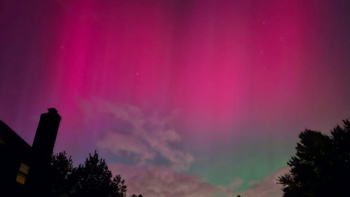 amadz00's tweet photo. northern lights in ct tonight!🌌⭐️ https://t.co/KPg4V2DoJI