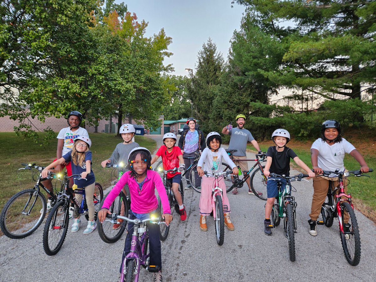 STL BWorks tweet media