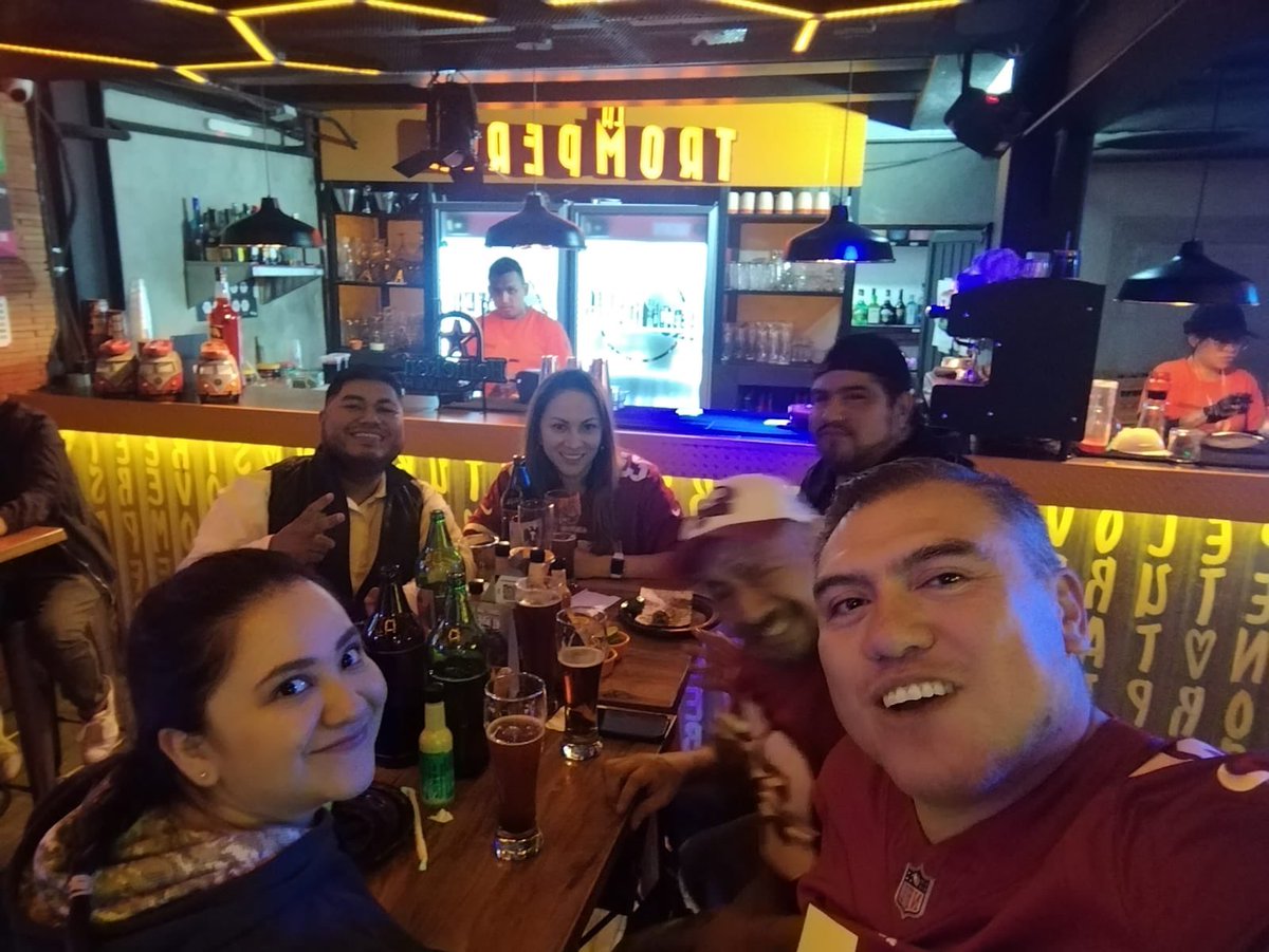 Apoyando a los Niners!!! <a href="/FOXImpactoNFL/">FOX Impacto NFL</a>