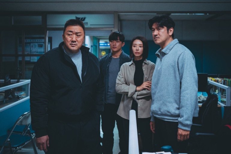 koreandrama_kei's tweet photo. 現在、日本で公開中の映画《#犯罪都市PUNISHMENT》超〜面白かったのですが、実はイジュビンも出演しているので是非…！！！🔗https://t.co/RXE7EYx91r https://t.co/2VlwV1kqc9