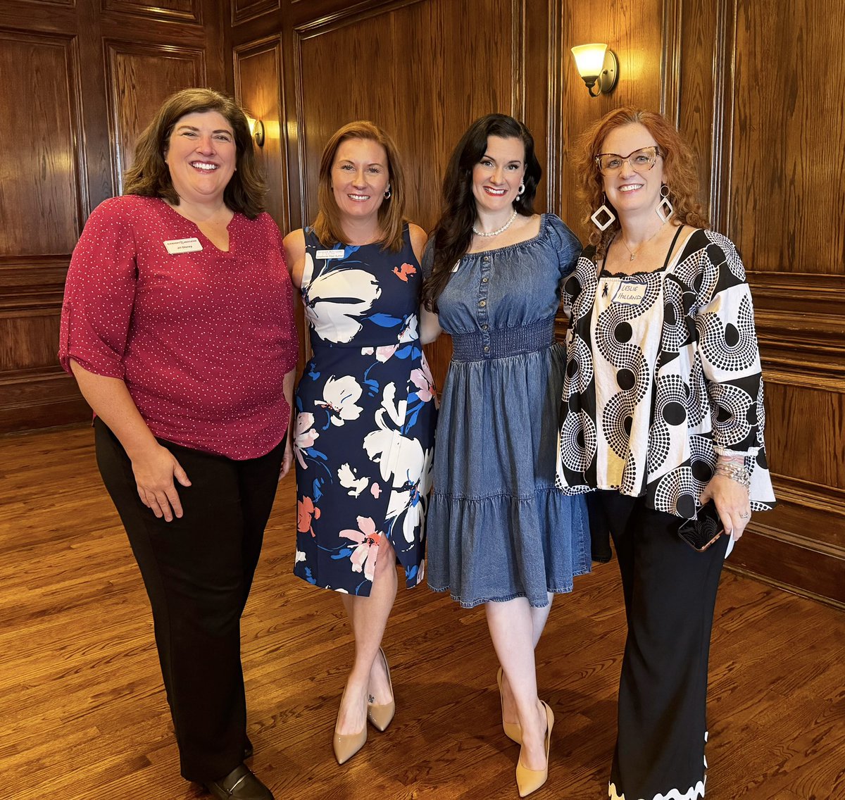 sradvisory's tweet photo. An incredible day at the @ThanksMomAndDad Fund Healthcare and Social Services Forum with @MONTAGWEALTH 
@AtlantaRegional @GeorgiaCOA 
@GADHS @AARP @AARPGA @GeorgiaPower https://t.co/lTxWo7er0b