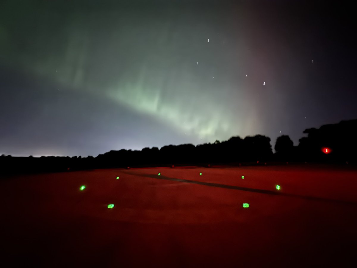 The highlight of the late shift tonight was definitely the #northernlights . Clear skies !