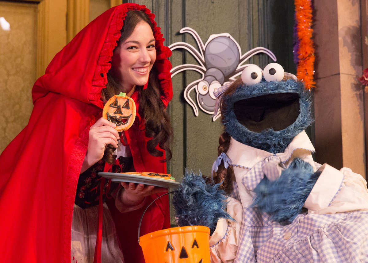 sesamejapan's tweet photo. トリック・オア・トリート🧙‍♀️
これからみんなでハロウィーンパーティ🎃🐈‍⬛👻 https://t.co/QogNEoCByE