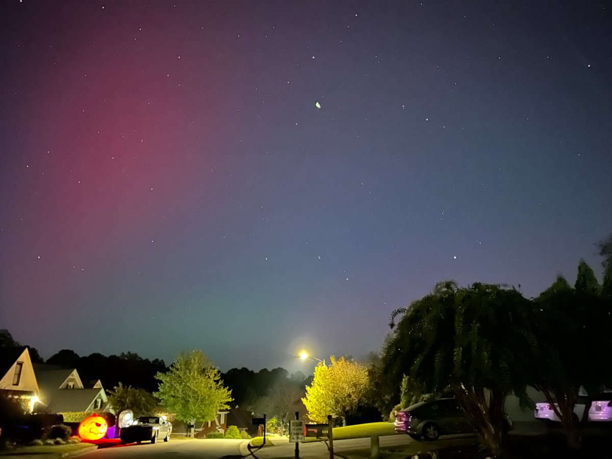 A little hint of aurora in the Canton, GA sky tonight. Not visible to the naked eye. <a href="/ChristinaWSBwx/">Christina Edwards</a> <a href="/BradNitzWSB/">Brad Nitz</a> #GAWX #iPhone14