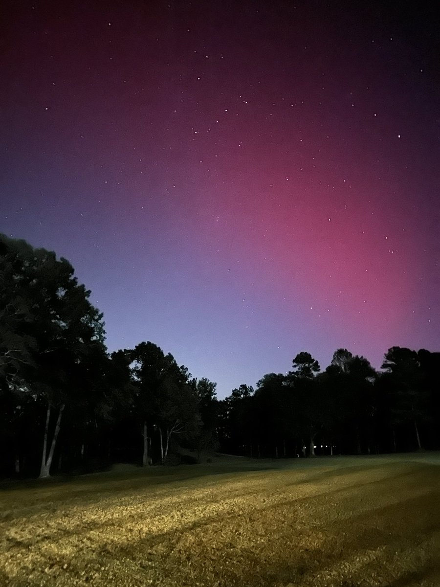 AdamLBray's tweet image. #aurora in Georgia