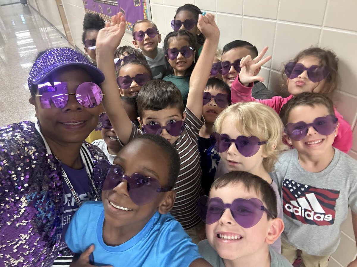 Did you know purple is the color of royalty? Every day in Mrs. Watson’s Kindergarten class, AKA The Purple Room, students feel valued. With upbeat songs, dances, and fun flexible seating, learning is a royal affair! #TheStonegateWay