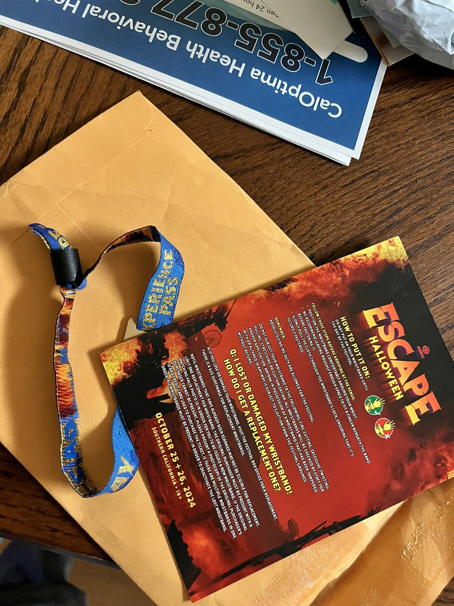 Selling a 2 day GA escape ticket for $250
I impulsively bought it and I’m not going 
📍Anaheim pick up only