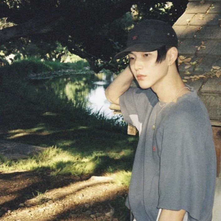 xnghanpics's tweet image. welcome back seunghan 🥹