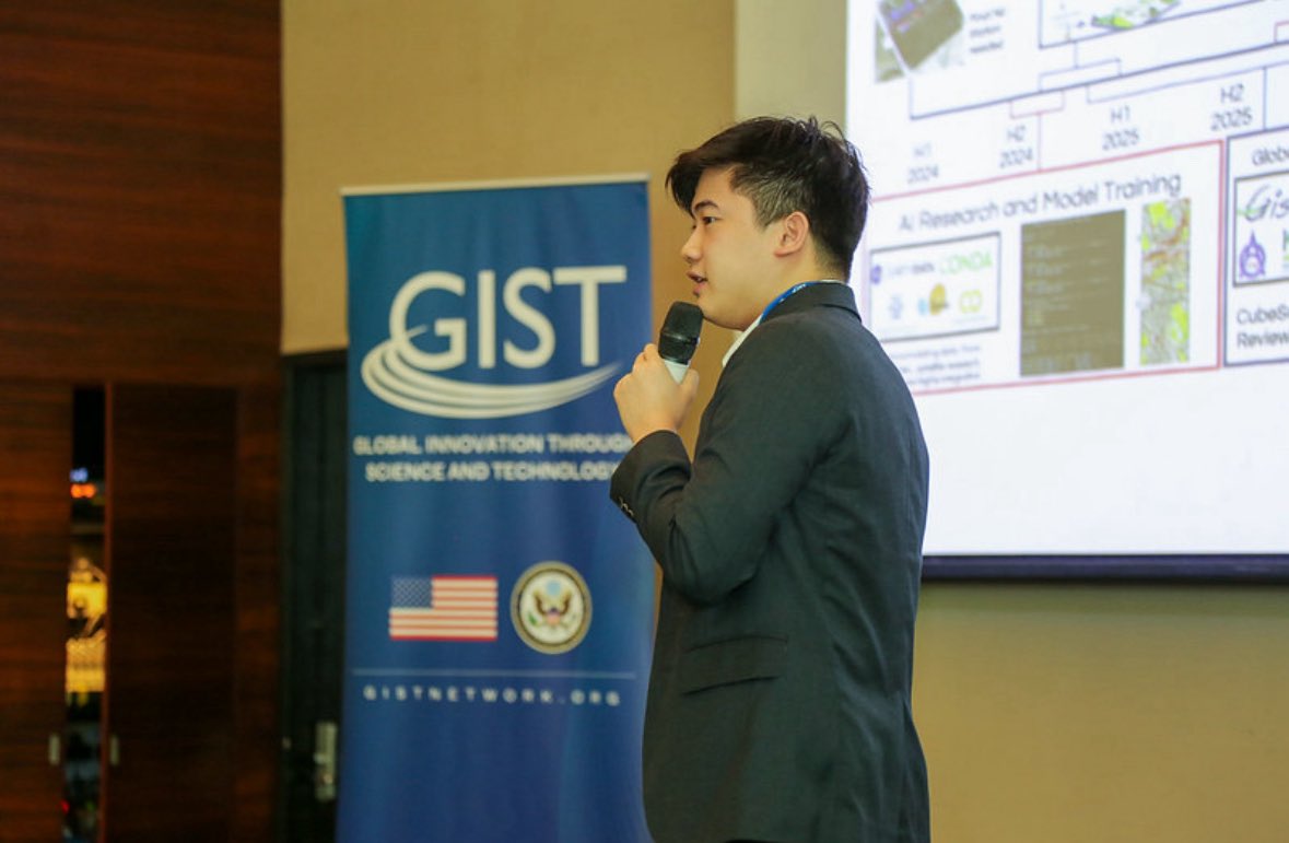 kolatatkatou's tweet photo. RIFFAI has successfully finished our US mission to ASEAN 🇺🇸🇸🇬, participating in the Global Innovation Science and Technology (GIST) US-ASEAN Startup Training & Pitch Competition in Singapore!
#RIFFAI #GlobalInnovation #USASEAN #GIST #AIForGood #Startups #Singapore https://t.co/ooUlxYe0P6