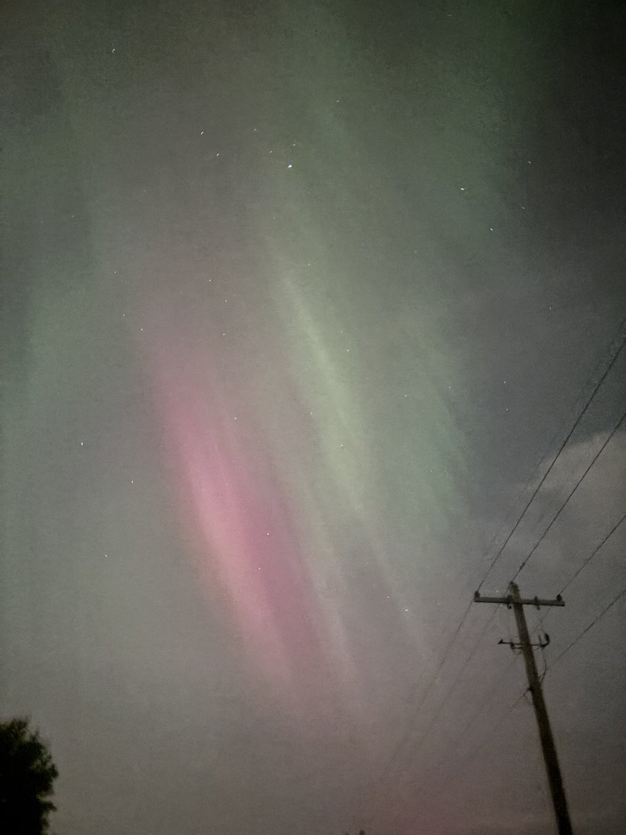 UsedForWX's tweet image. More northern lights!