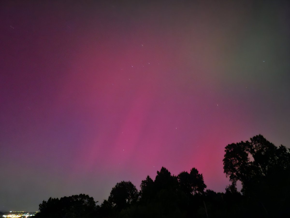 I don't think I'll ever get over this night... <a href="/capitalweather/">Capital Weather Gang</a> northern lights in snp