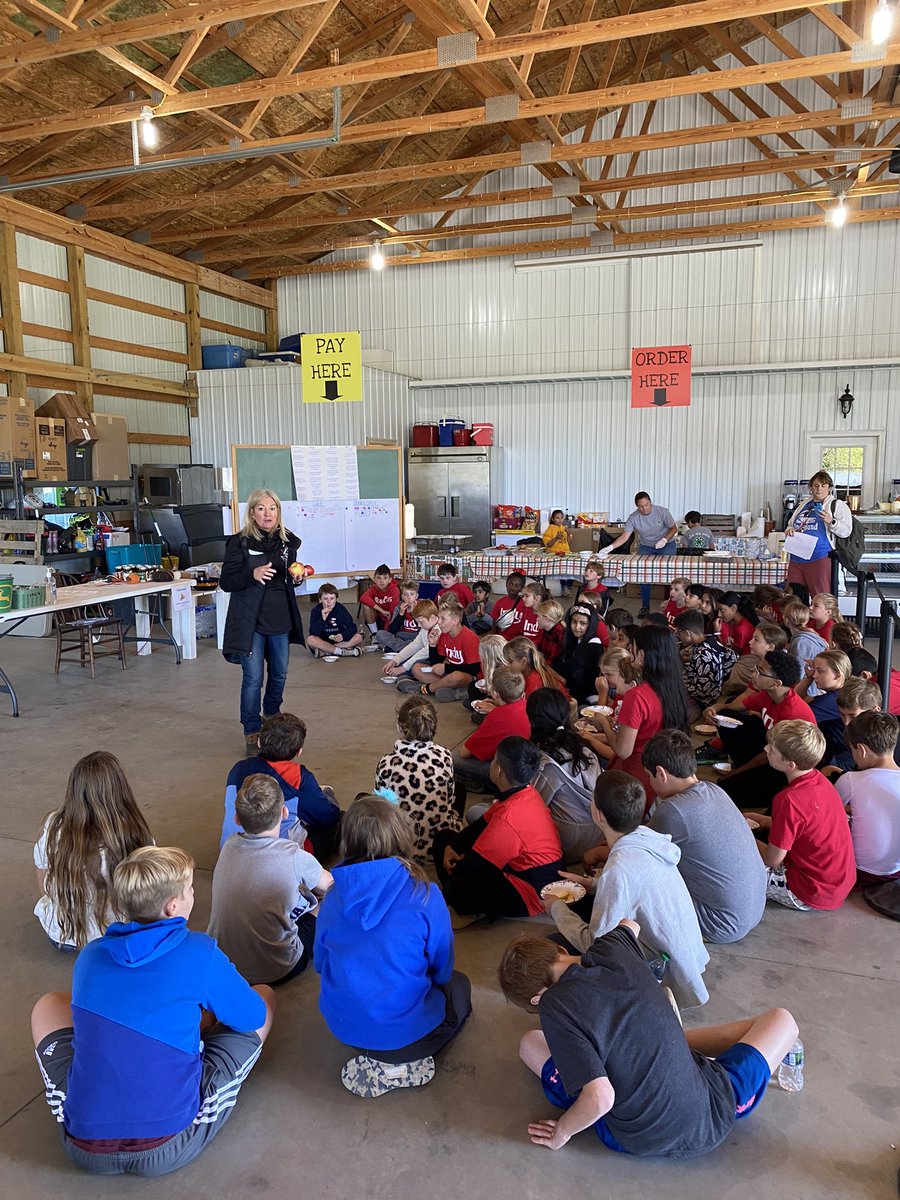 MrsGarman24's tweet photo. #AgFest https://t.co/tB6gSl4l87