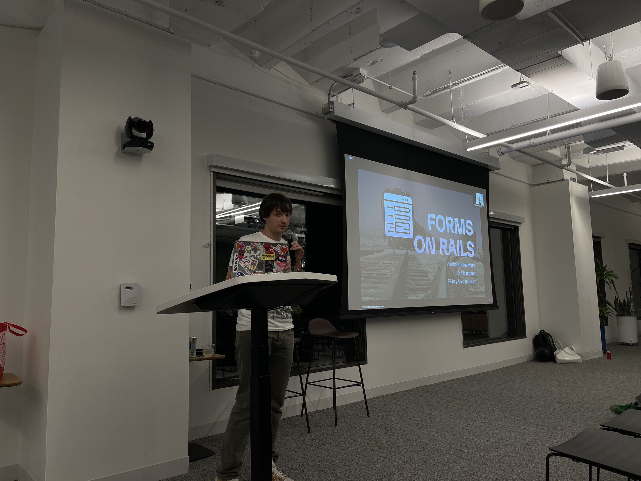 talk by Vladimir Dementyev: Forms on Rails