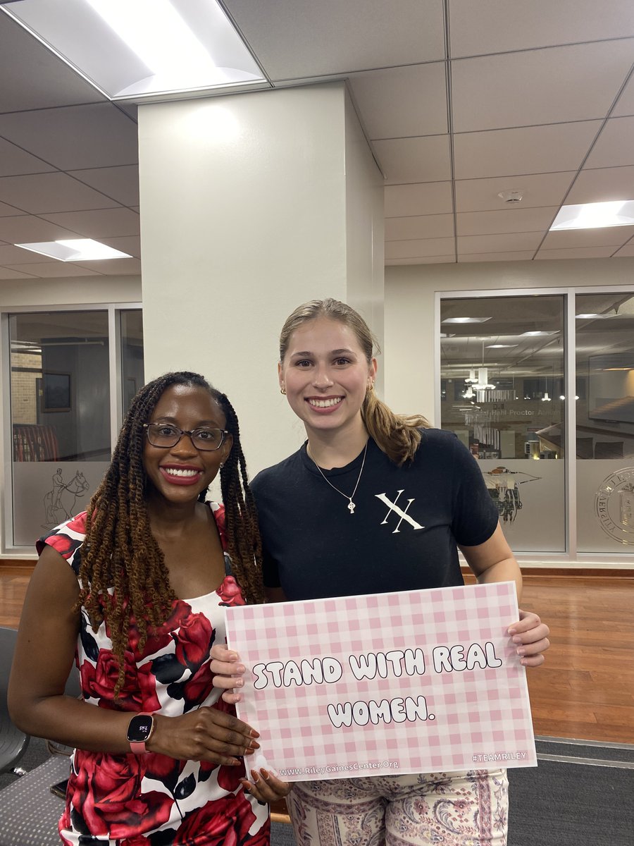MECastlePolicy1's tweet image. Celebrating #XXDay @TexasTech W/Riley Gaines Center Ambassador @oliviakrolczyk_ #SaveWomensSports #FreeSpeech
@LeadershipInst