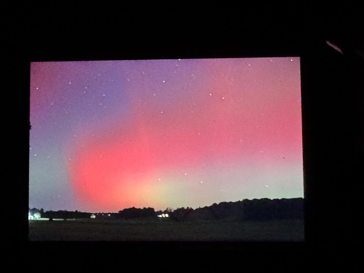 Charlotte TN at Hicks Rd - VISIBLE WITH YOUR EYES!! <a href="/NWSNashville/">NWS Nashville</a> <a href="/DicksonSevereWx/">DicksonSevereWx</a>