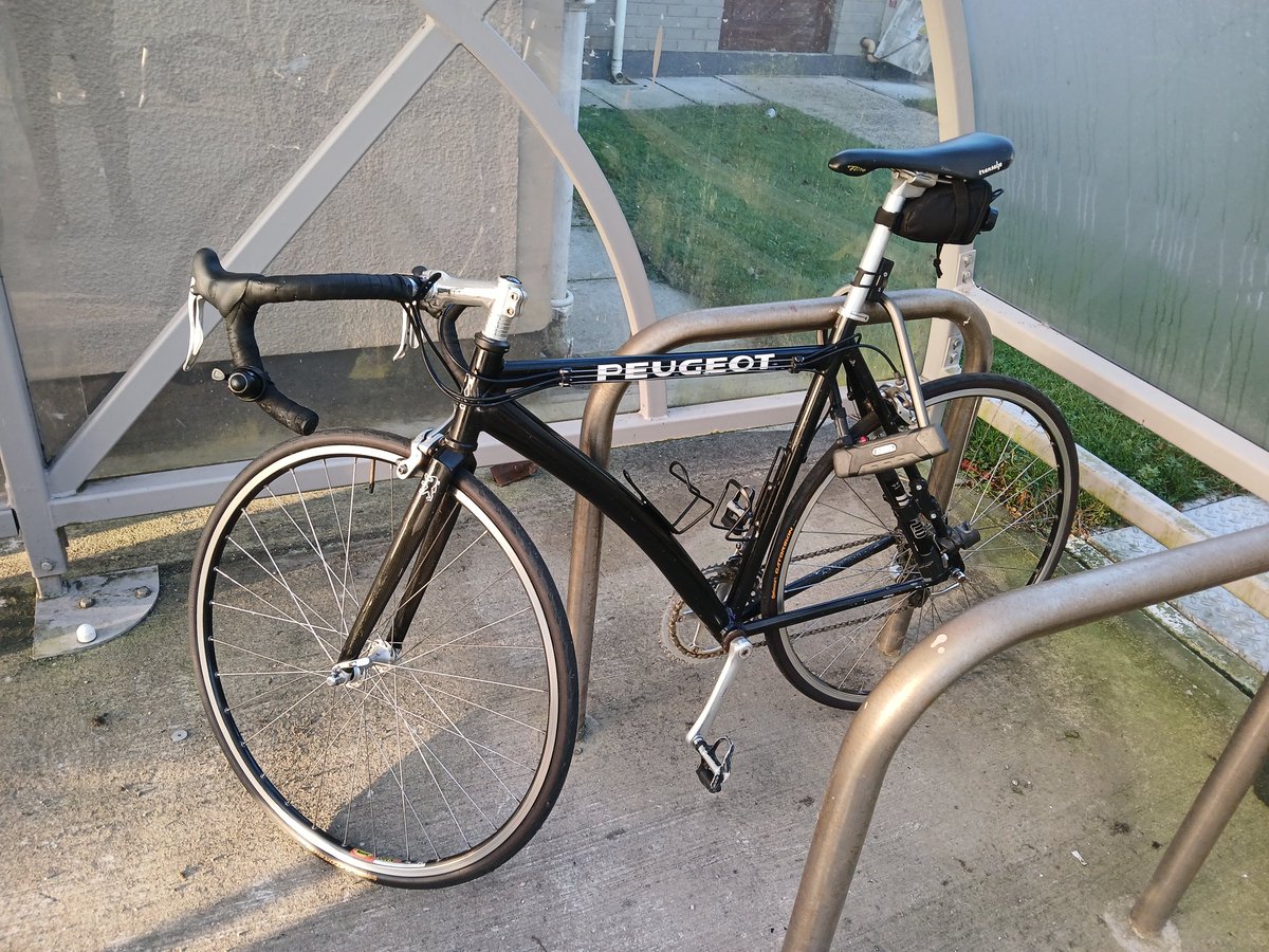 "Honey I'm going to take the Peugeot to work today"

😍