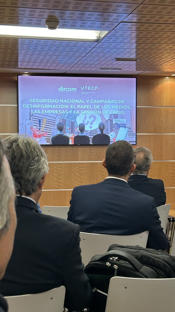 En la jornada Uteca-Dircom para aprender más sobre desinformación y el papel de los medios