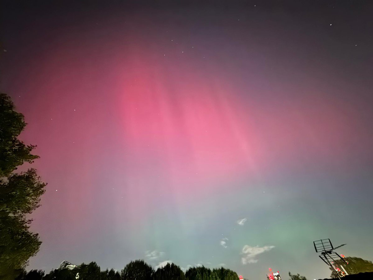 Flamsteed's tweet image. Lots of images have come in from Flamsteed members across the country of last night’s incredible aurora display.

An extraordinary night, the second major display in the last 4 months.

The Sun is certainly giving us a show, nearing the peak of this solar cycle!