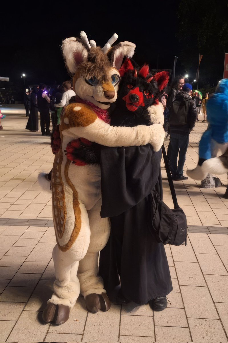 Parpar ๐ฆ | Hanni ๐ฆ๐ฏ (@hanniliger) on Twitter photo YOU WILL BE SHOCKED TO LEARN WHAT HAPPENED AFTER THIS PHOTO!
#FursuitFriday with my cute soul eater buddy <a href="/JakeTheHellWolf/">Jake_The_Hell_Wolf_21</a> 
Pic by <a href="/Zeruel_Dragon/">Zeruel</a>
#fursuit #fursuiting #ef28 #eurofurence #fursuiter YOU WILL BE SHOCKED TO LEARN WHAT HAPPENED AFTER THIS PHOTO!
#FursuitFriday with my cute soul eater buddy <a href="/JakeTheHellWolf/">Jake_The_Hell_Wolf_21</a> 
Pic by <a href="/Zeruel_Dragon/">Zeruel</a>
#fursuit #fursuiting #ef28 #eurofurence #fursuiter