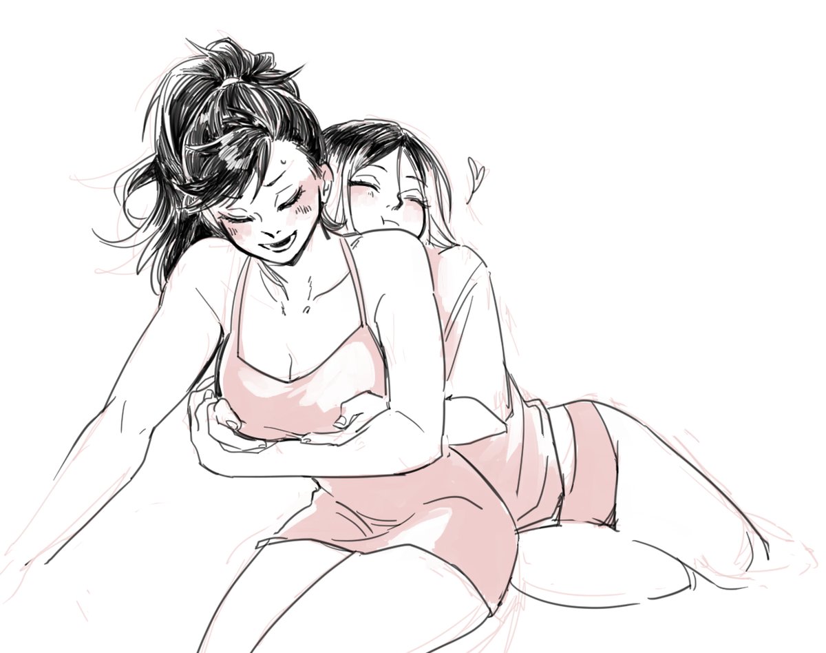 研♀クロ♀  rkgk
女孩子貼貼🥰