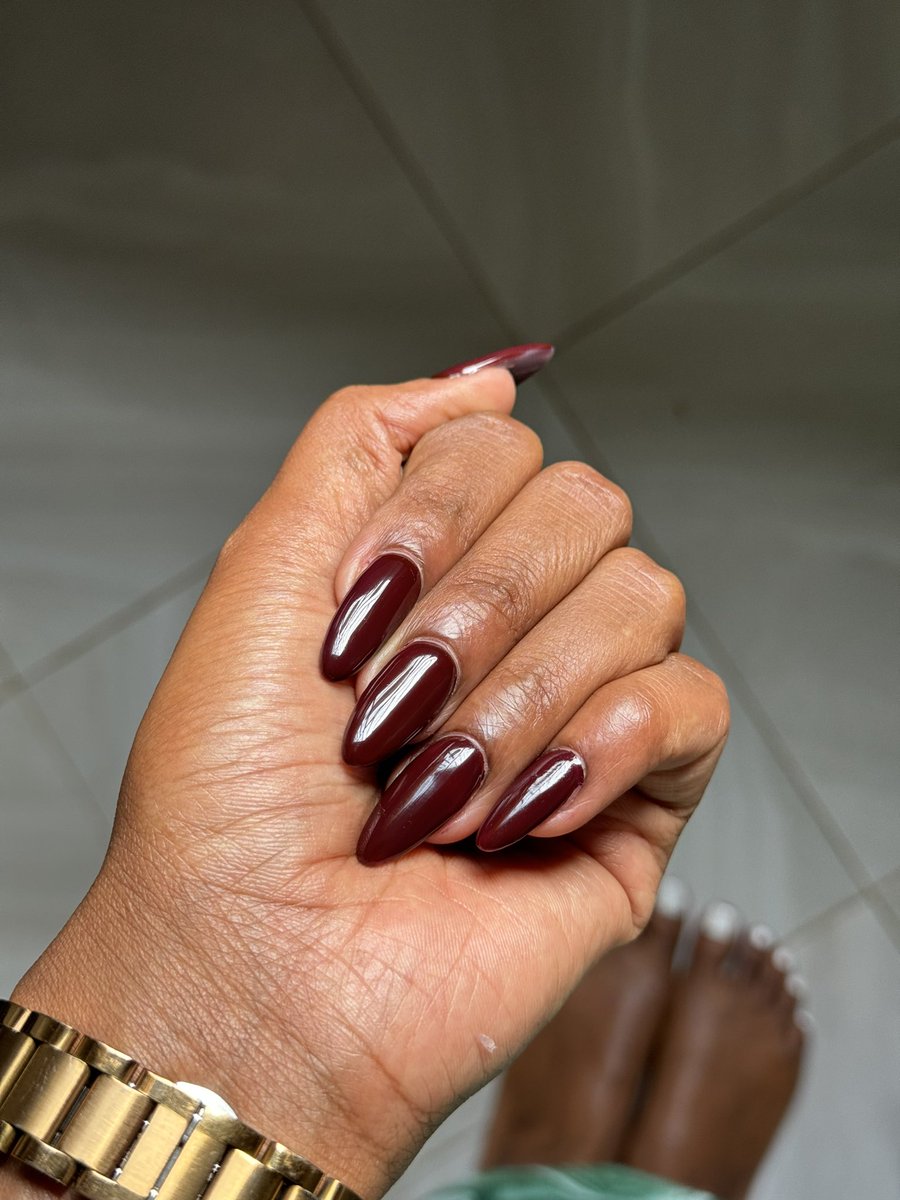 Lord_Mutuzo's tweet photo. I have an actual obsession with plain colored nails!!!!! They ALWAYS EAT!!!

Anyway; pass by @nail_spectrum and get your set 😍❤️ https://t.co/ctksYN4Y08