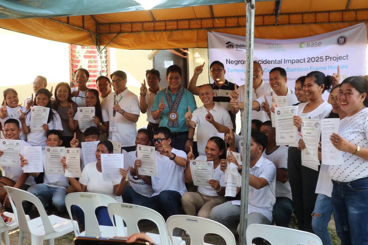 HabitatPhils's tweet photo. (1/2) LOOK: A new beginning with safe, stable, resilient homes awaits 20 families in Silay City, Negros Occidental as we officially turned over newly completed cement-bamboo frame housing units last October 8.
#NOI25 #cementbambooframe #CBFT #sustainablehousing https://t.co/8TaJHzDGBR