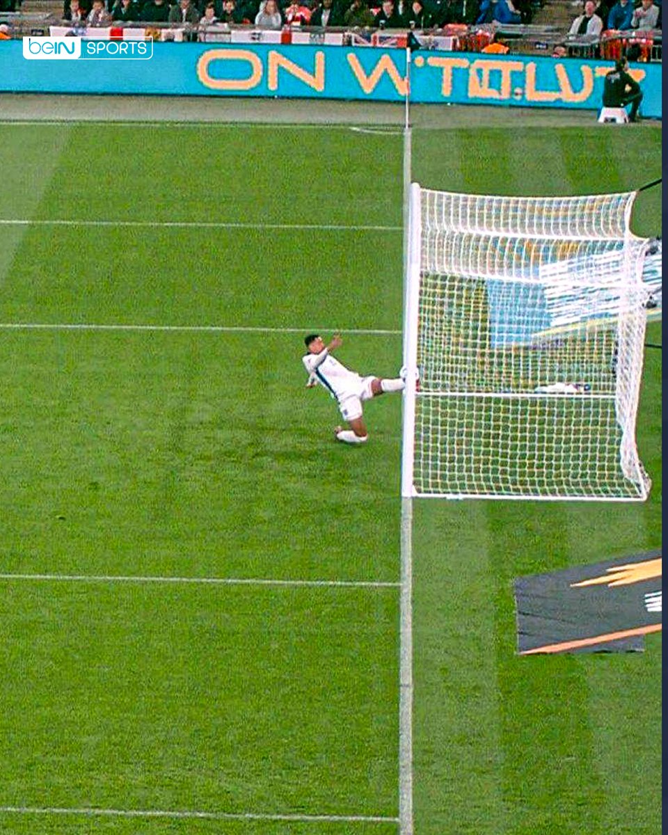 beinsports_FR's tweet photo. 😮 Le SAUVETAGE DINGUE de Levi Colwill sur sa ligne face à la Grèce !!!
#ENGPAK https://t.co/zTaWU7nNsK